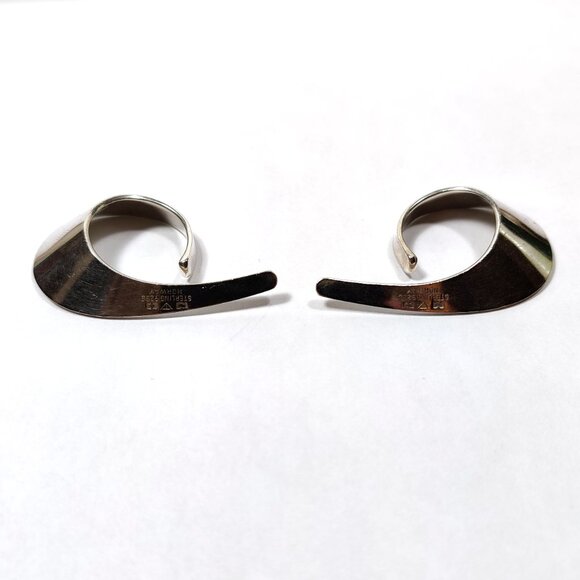 Documented TONE VIGELAND Norwegian Sterling Silver Iconic Sling Slynge Earrings - Picture 6 of 9